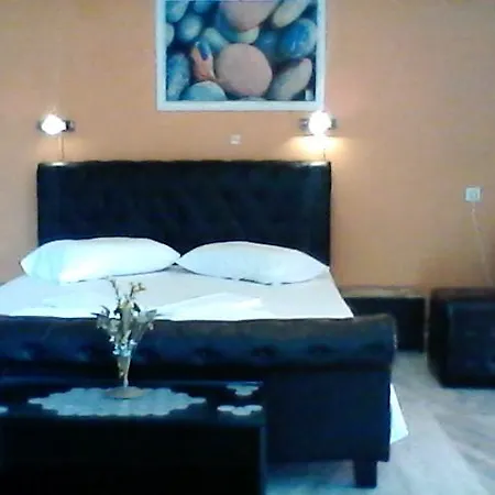 Noula Studios Apart Otel *
