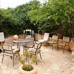 Noula Studio Aparthotel *