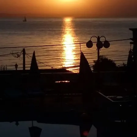 Noula Studio * Argászi